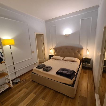 Via Del Corso Charme Apartment Rome Bagian luar foto