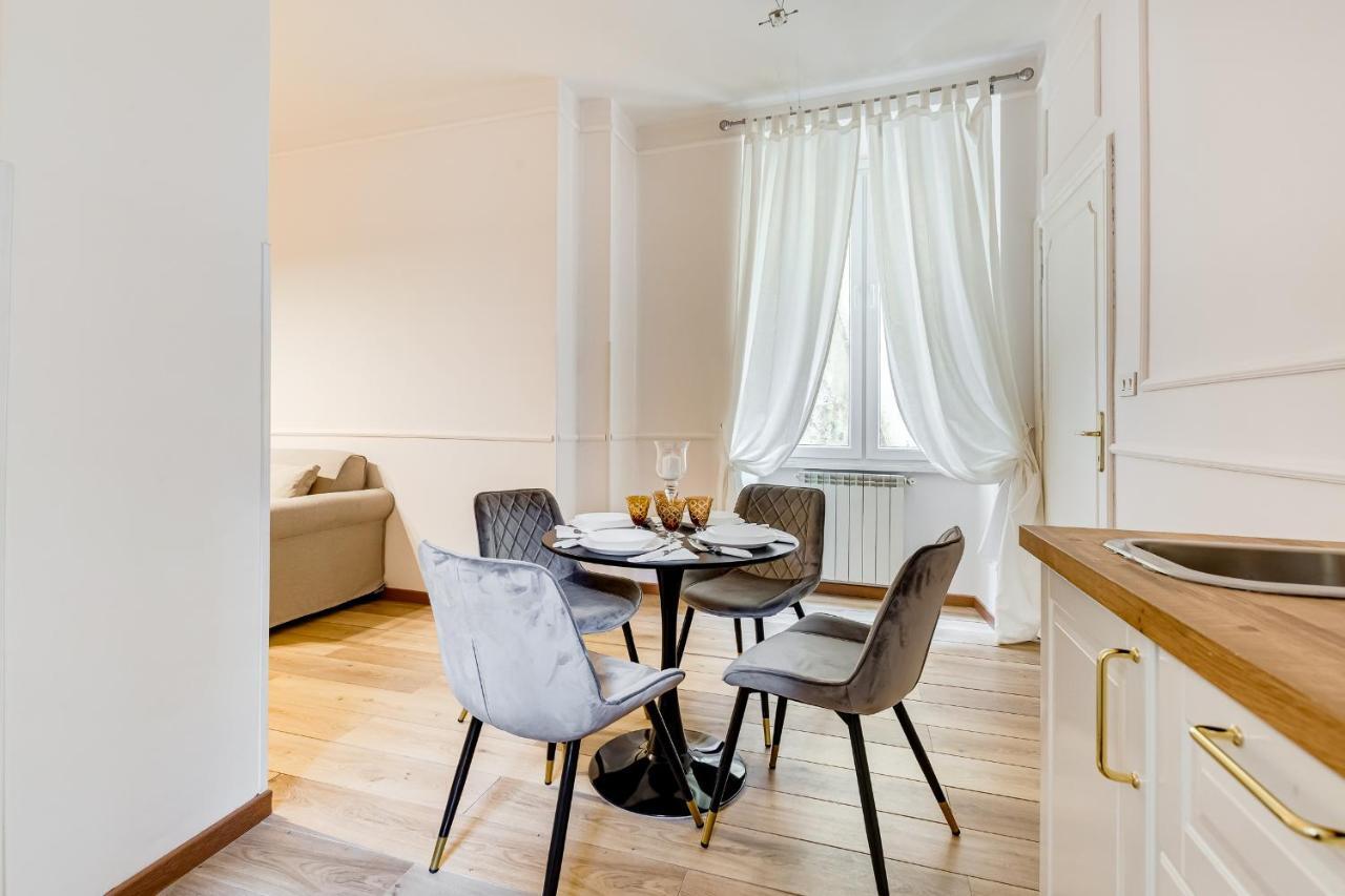 Via Del Corso Charme Apartment Rome Bagian luar foto